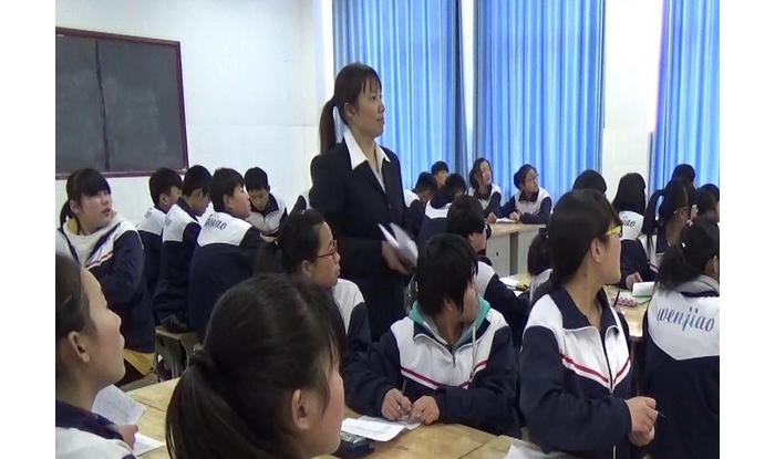 “師德典型在身邊”——次丘鎮(zhèn)中學(xué)教師賈瑞
