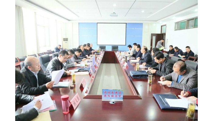 山東省首批教育技術(shù)裝備和后勤工作調(diào)研組來汶上縣開展調(diào)研活動