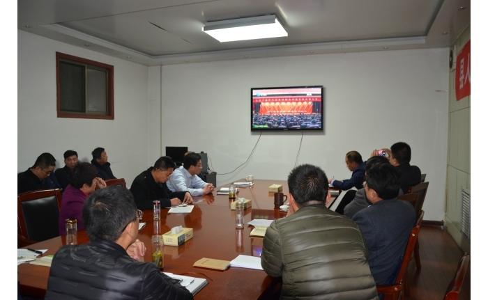 汶上縣人社局組織收聽收看全縣干部作風(fēng)建設(shè)暨綜合考核總結(jié)表彰大會(huì)