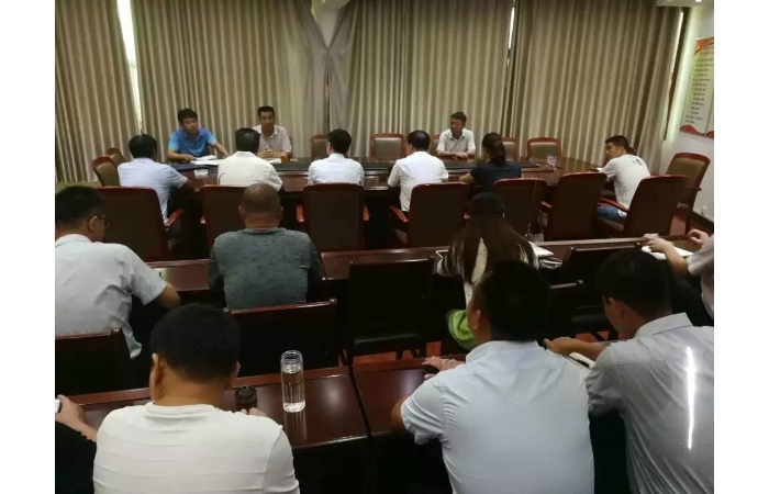 汶上縣人民政府 工作動(dòng)態(tài) 【汶上雙城同創(chuàng)】創(chuàng)城進(jìn)行時(shí) 天熱不打烊 縣第五網(wǎng)格開展創(chuàng)城 ...