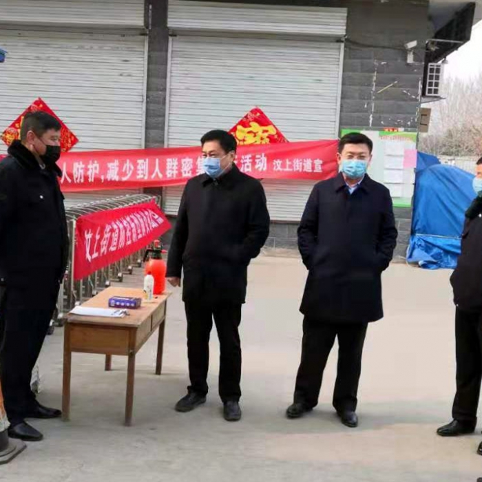 汶上縣人民政府 部門動態(tài) 縣政府領(lǐng)導林鴻督導檢查農(nóng)貿(mào)市場疫情防控工作